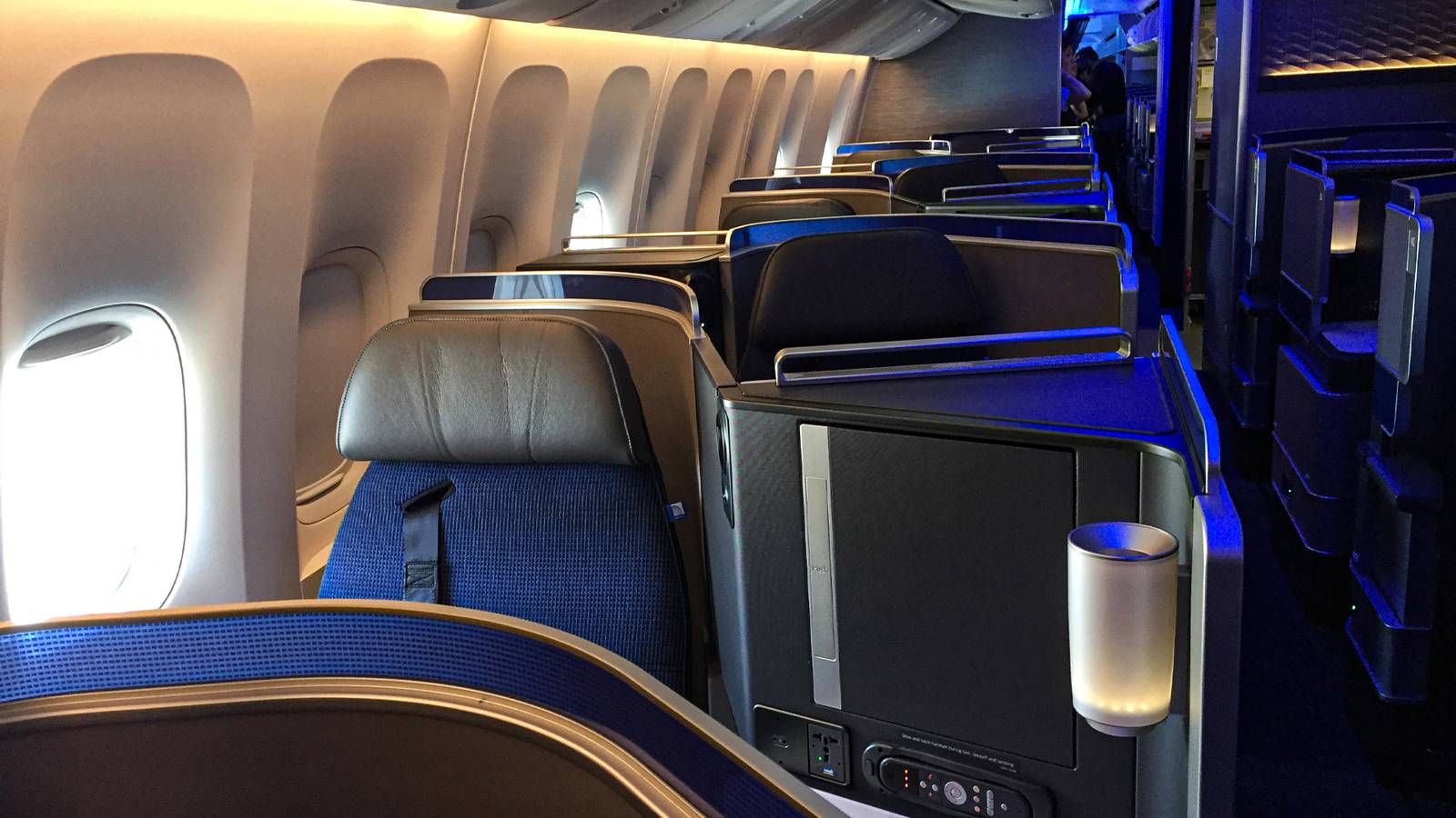 Here's What A Round-Trip United Polaris Ticket From Newark To London Actually Costs In 2026