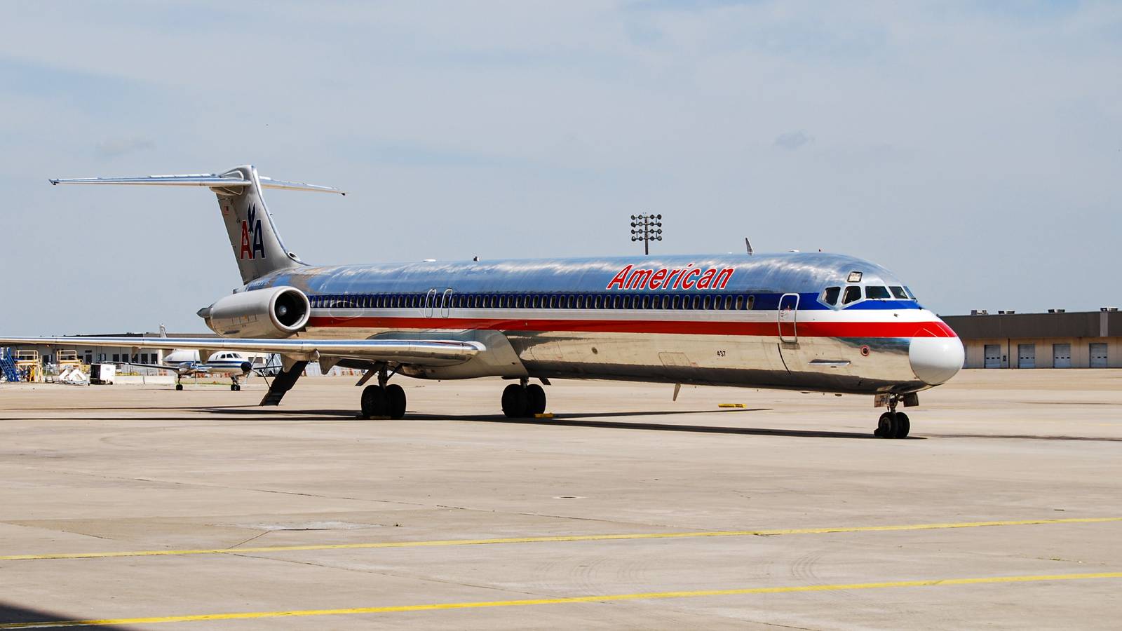 How The McDonnell Douglas MD-80 Outlasted The Jet Built To Replace It