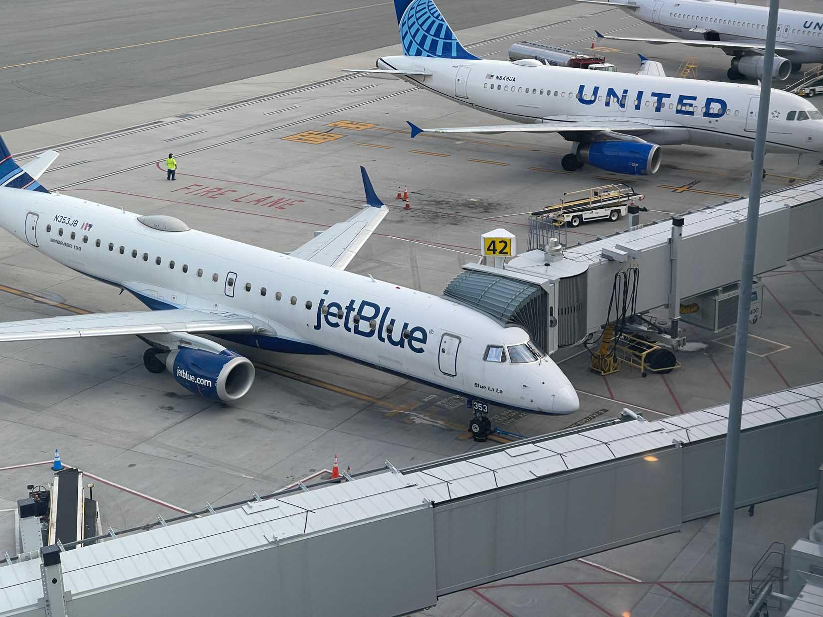 JetBlue planes at LaGuardia gate