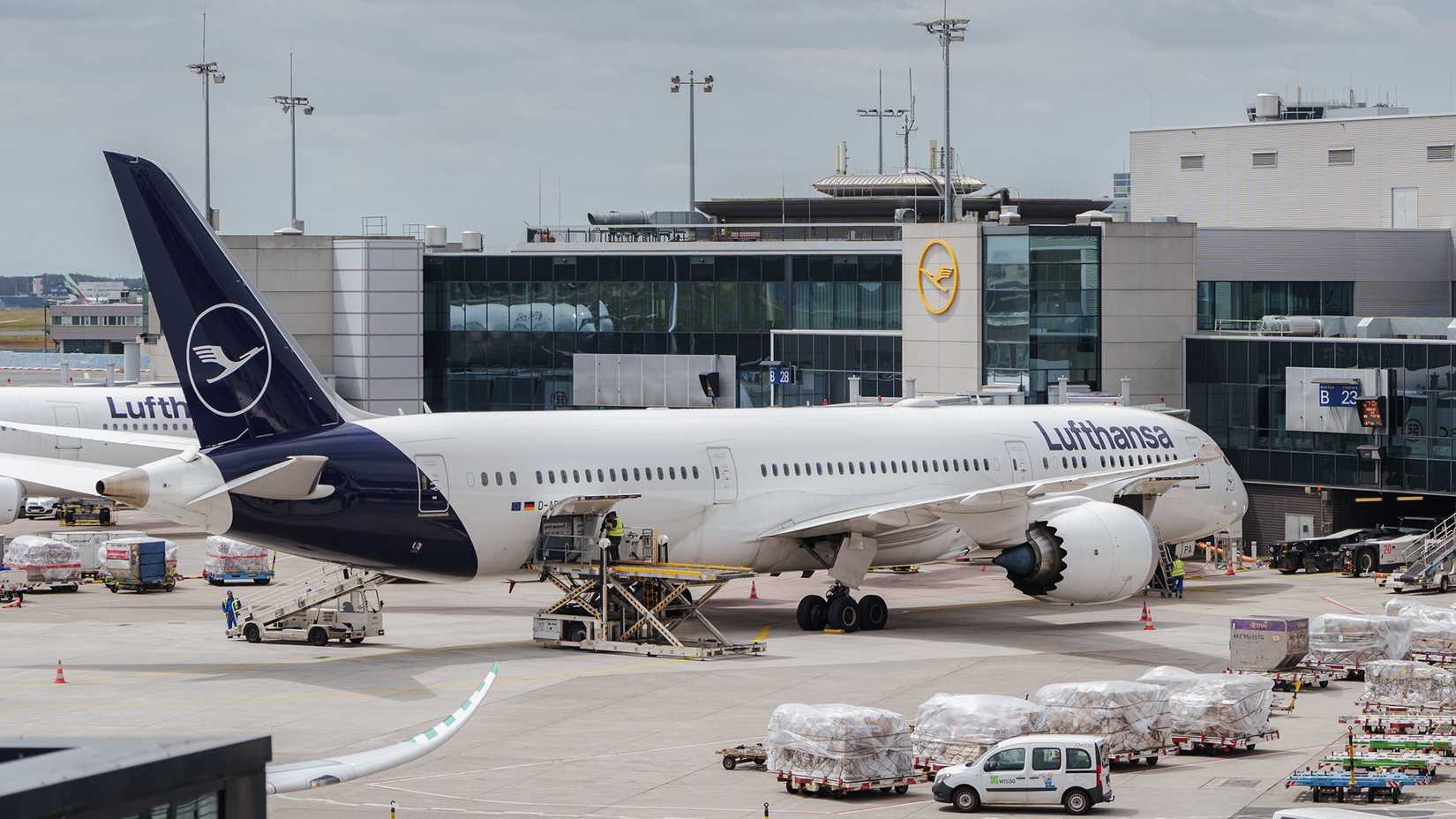 Lufthansa Boeing 787-9 Frankfurt (1)