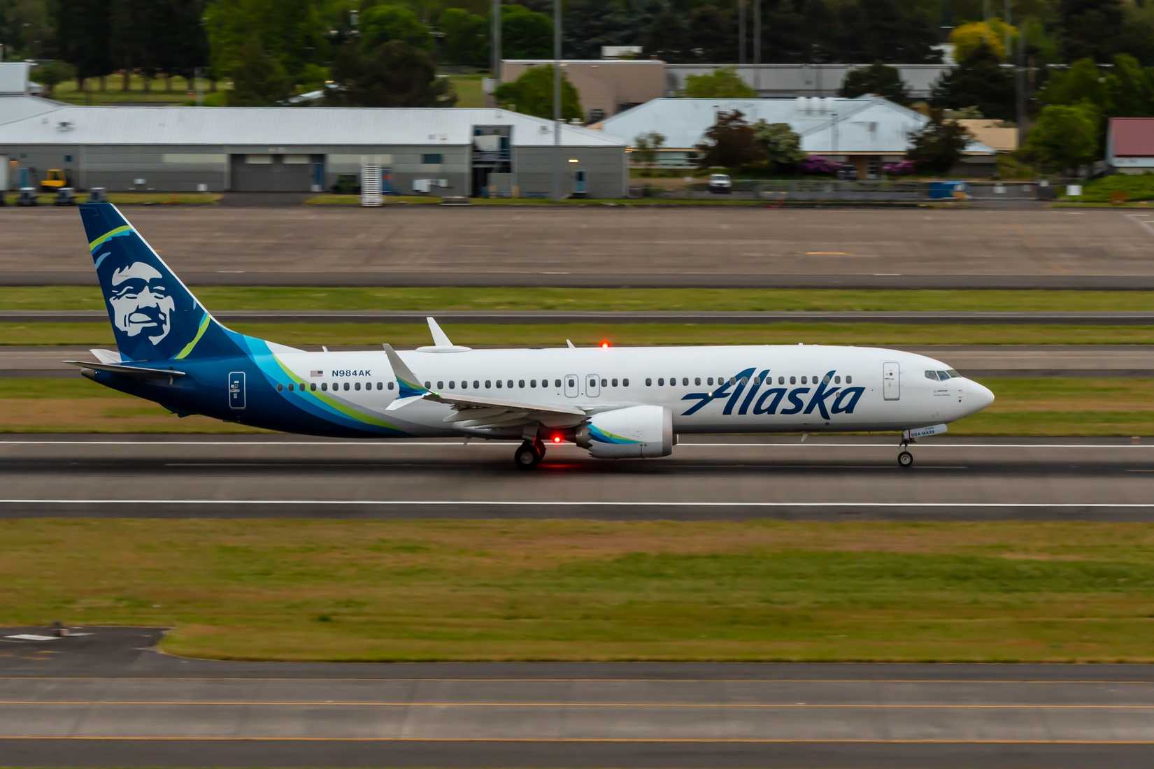 Portland International Airport Alaska Airlines Boeing 737 MAX 9