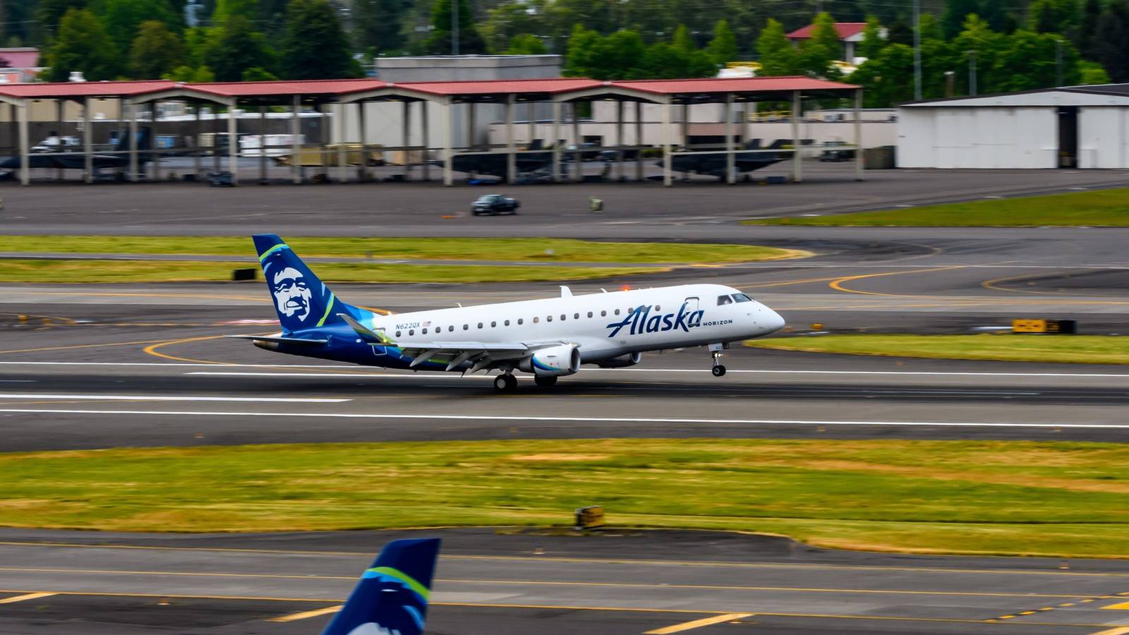West & East: Alaska Airlines Expands Portland Network With 2 New Routes