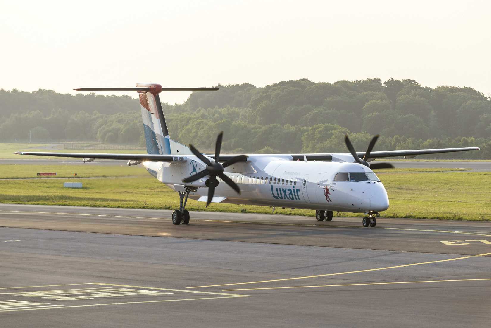 Luxair Dash 8 Taxiing