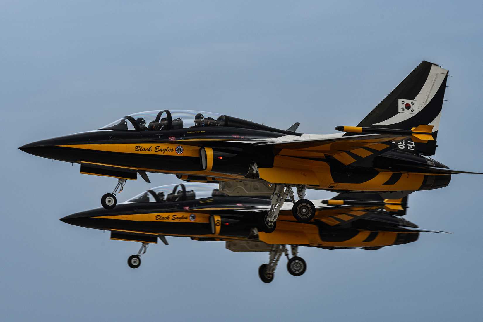 Republic of Korea (ROK) Air Force KAI T-50 Golden Eagles assigned to the 53rd Air Demonstration Group, “Black Eagles”, depart to practice a routine above Kunsan Air Base, ROK, Sept. 28, 2022.