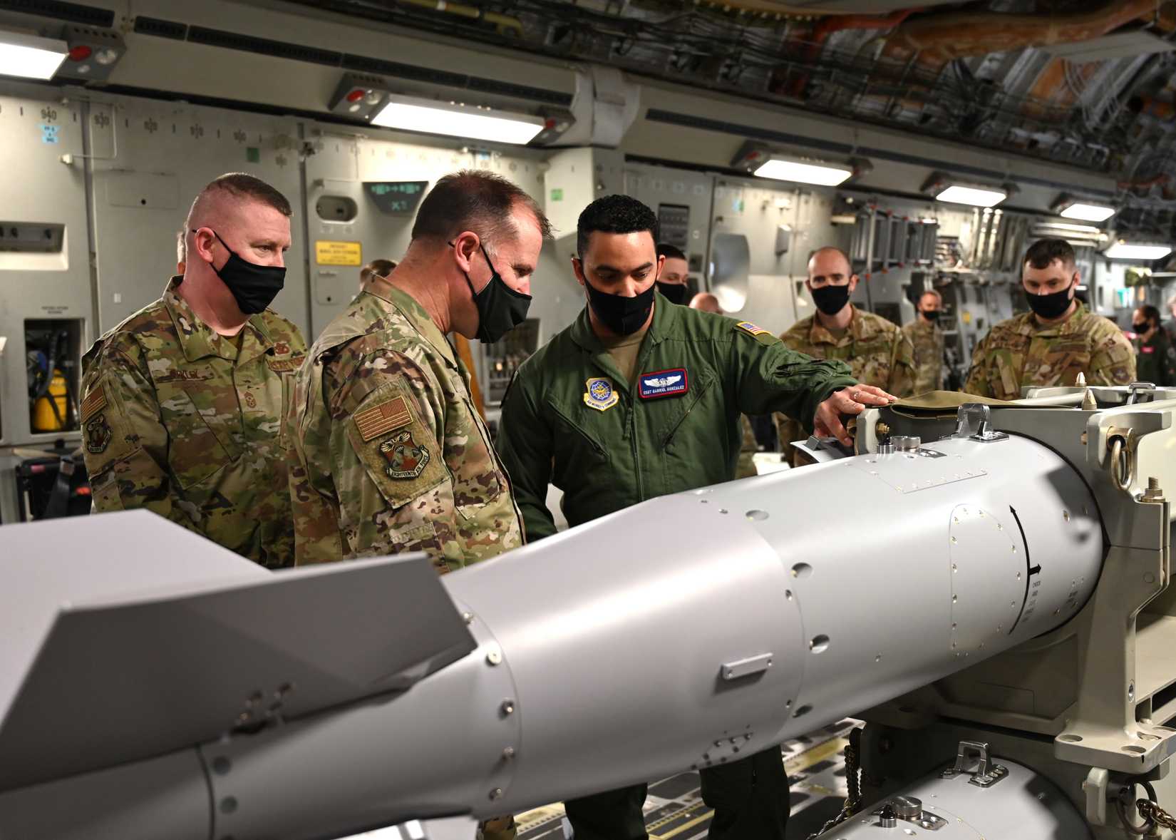 Senior USAF leaders view the Command Disablement System of a B-61 aboard a C-17 Globemaster III-1