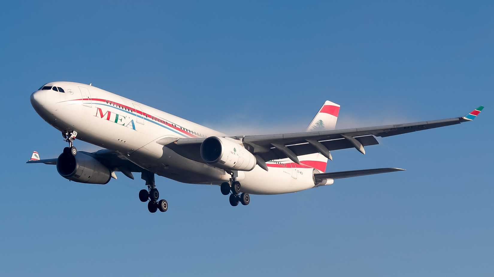 MEA A330 Landing