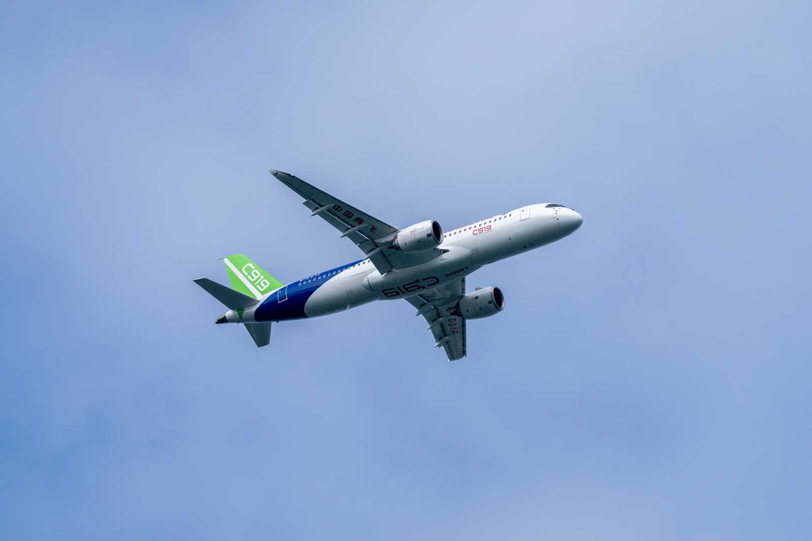COMAC C919 Flying Left To Right