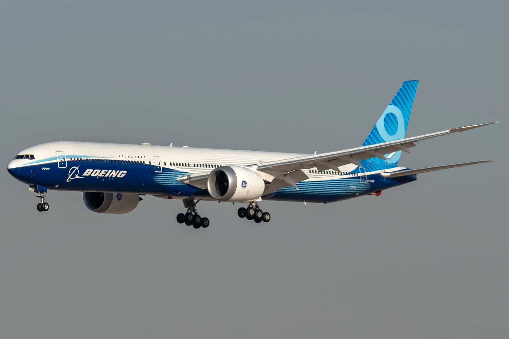 Boeing 777X Inflight