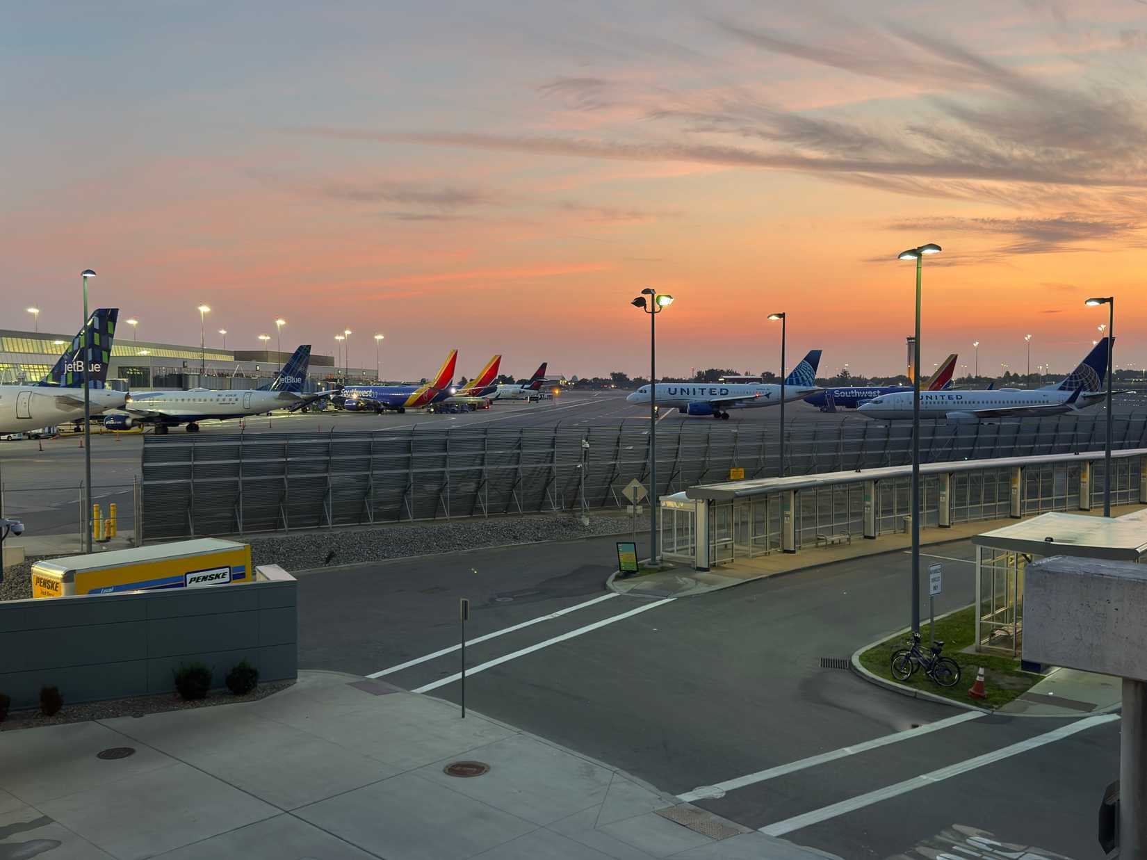 buffalo airport at night