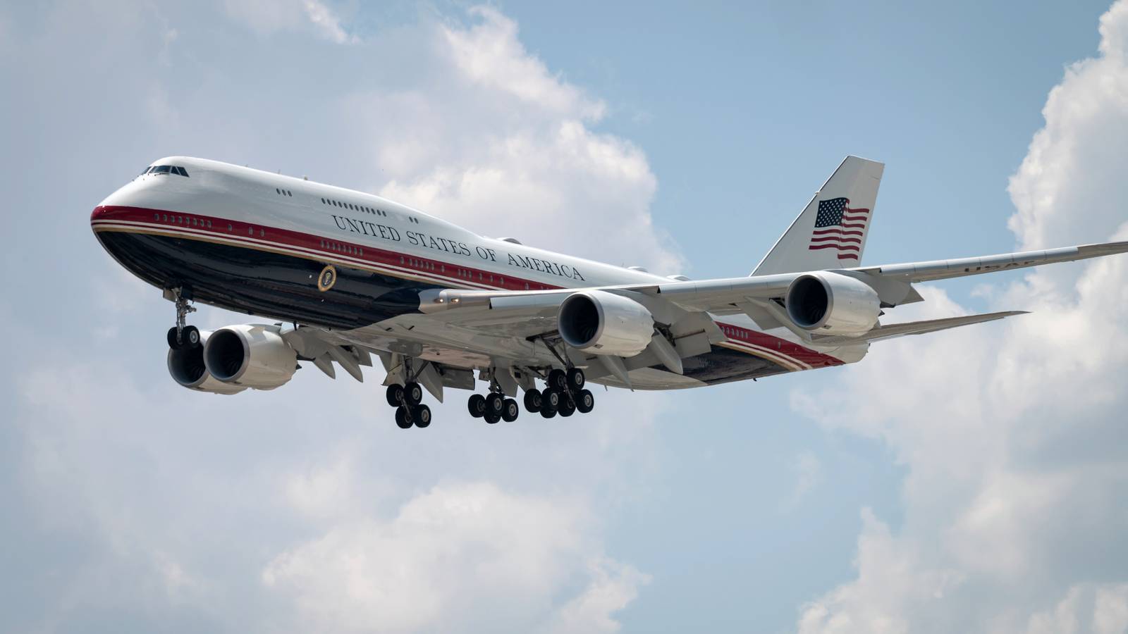 Air Force One de Trump: Jato de US$400 mi já volta para upgrades 'turbinados'