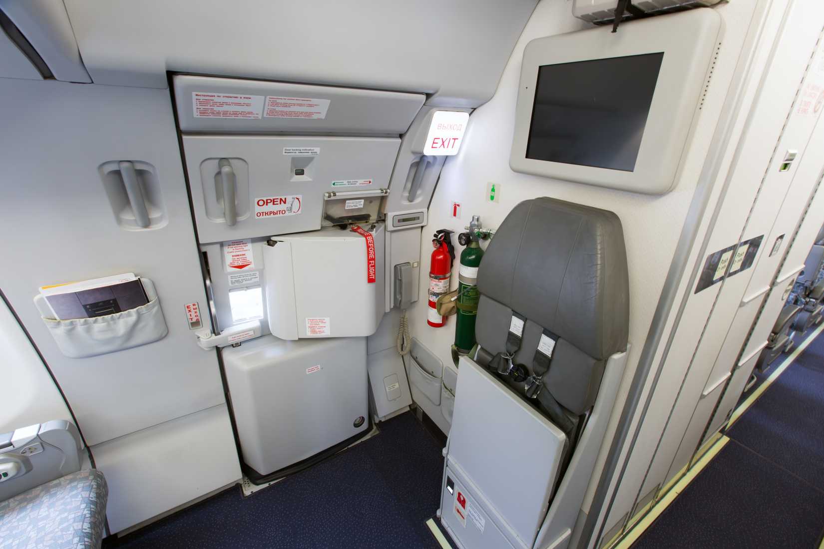 A330 door L3 emergency exit and crew seat