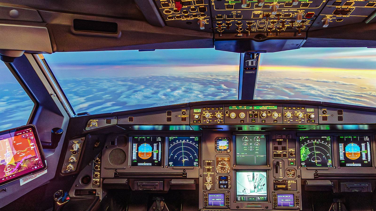 Pilot Airliners Might Be Closer Than You Think: Here's Why That's Controversial