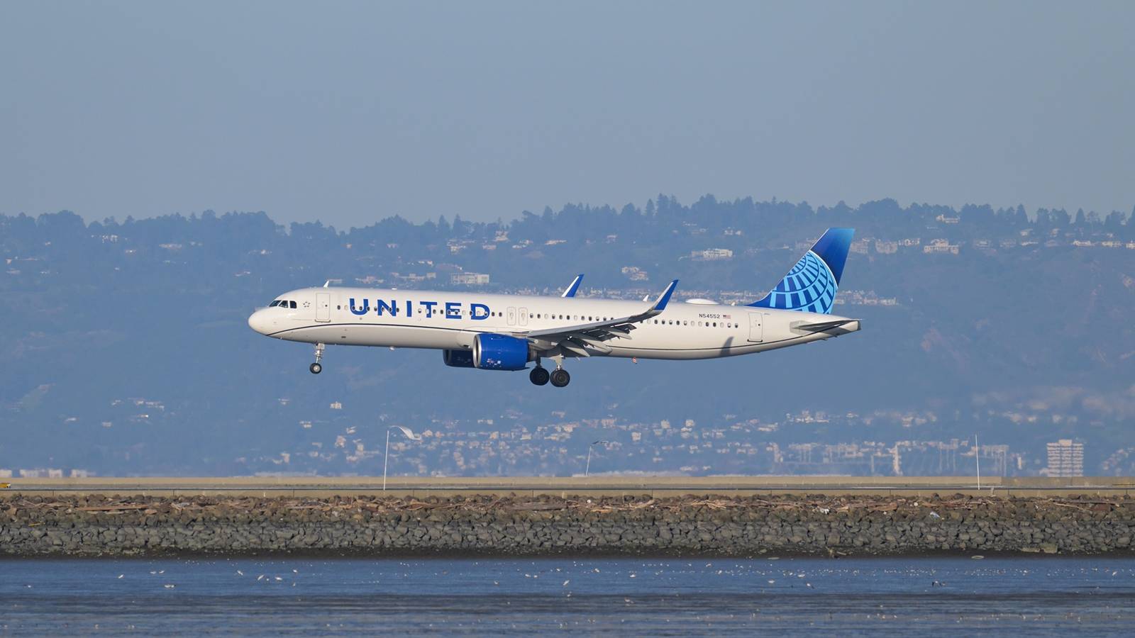 Better Than The MAX? United Airlines Takes Delivery Of Its 69th & 70th Airbus A321neos
