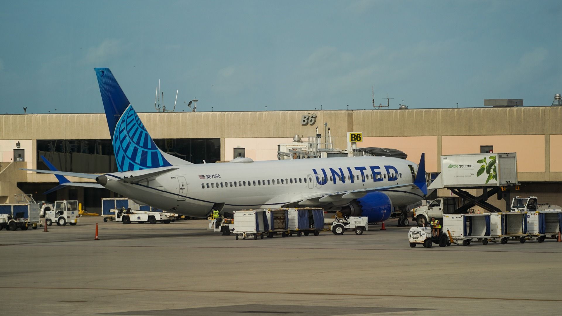 United Airlines Denies Report Of Allowing Flyers To Avoid New Trump-Named Airport For Free
