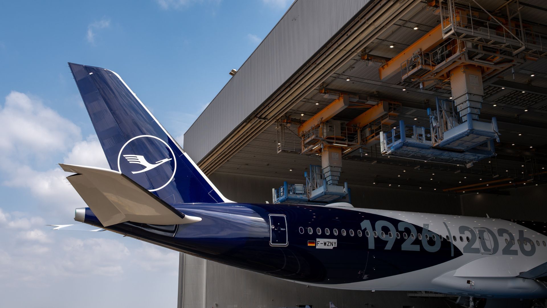 Lufthansa’s 1st A350-1000, 700th Airbus Jet Arrives With Striking 100 Years Livery