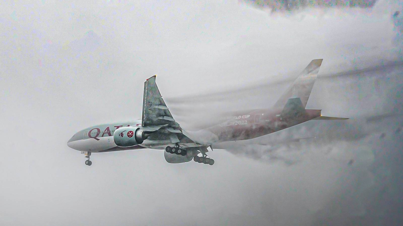 How Pilots Land A Widebody In Near-Zero Visibility Using Autoland