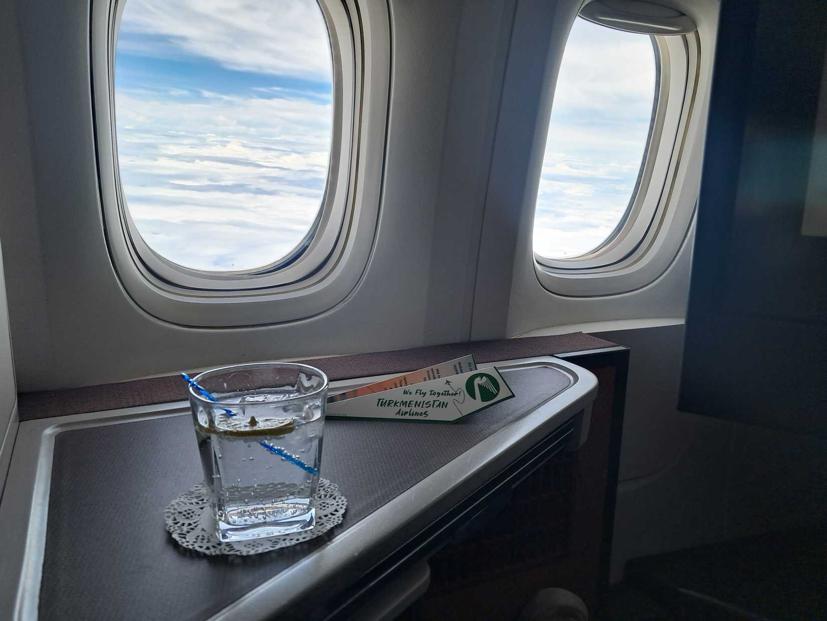 turkmenistan airlines 777-300ER business class