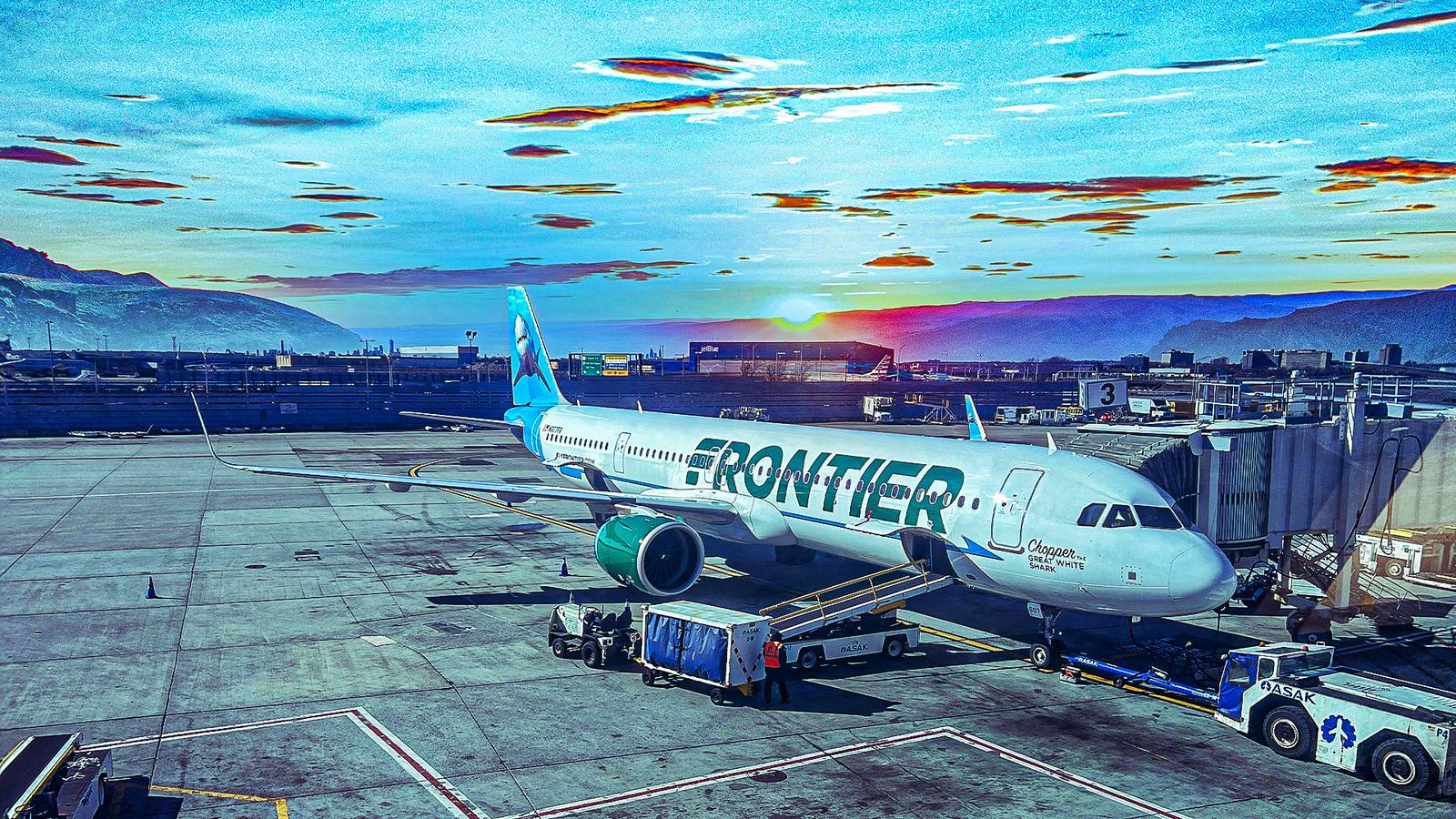 Frontier A321 Declares Emergency After Four Cabin Crew Fall Ill Mid-Flight