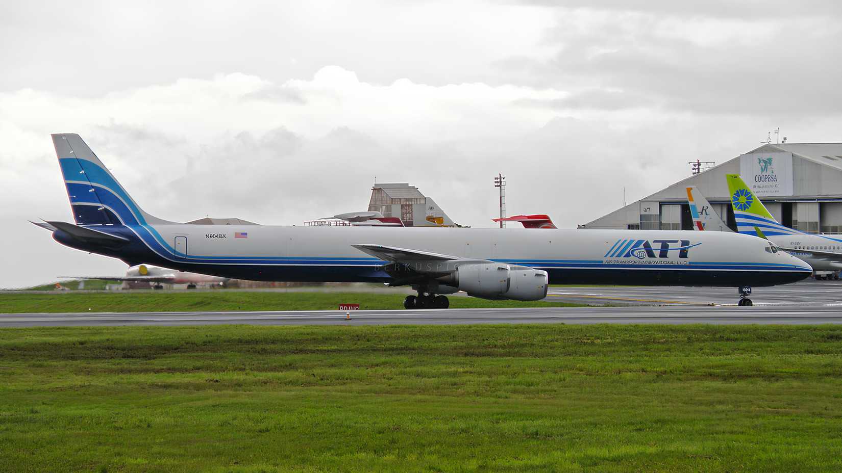 Air Transport International Douglas DC-8-70 aircraft 