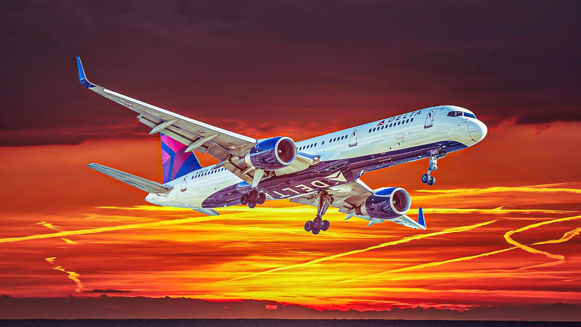 Delta 757 returns to Atlanta after cockpit fumes report, evacuates passengers via slides