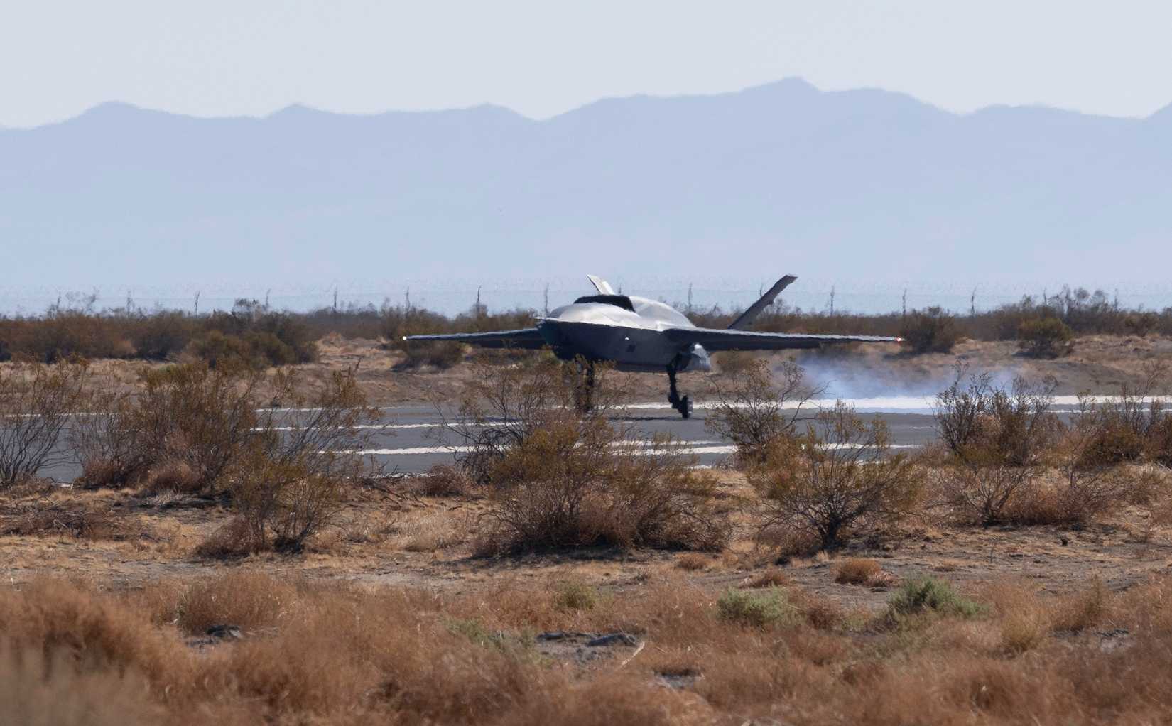 A YFQ-42A Collaborative Combat Aircraft lands after a test flight at a California test location