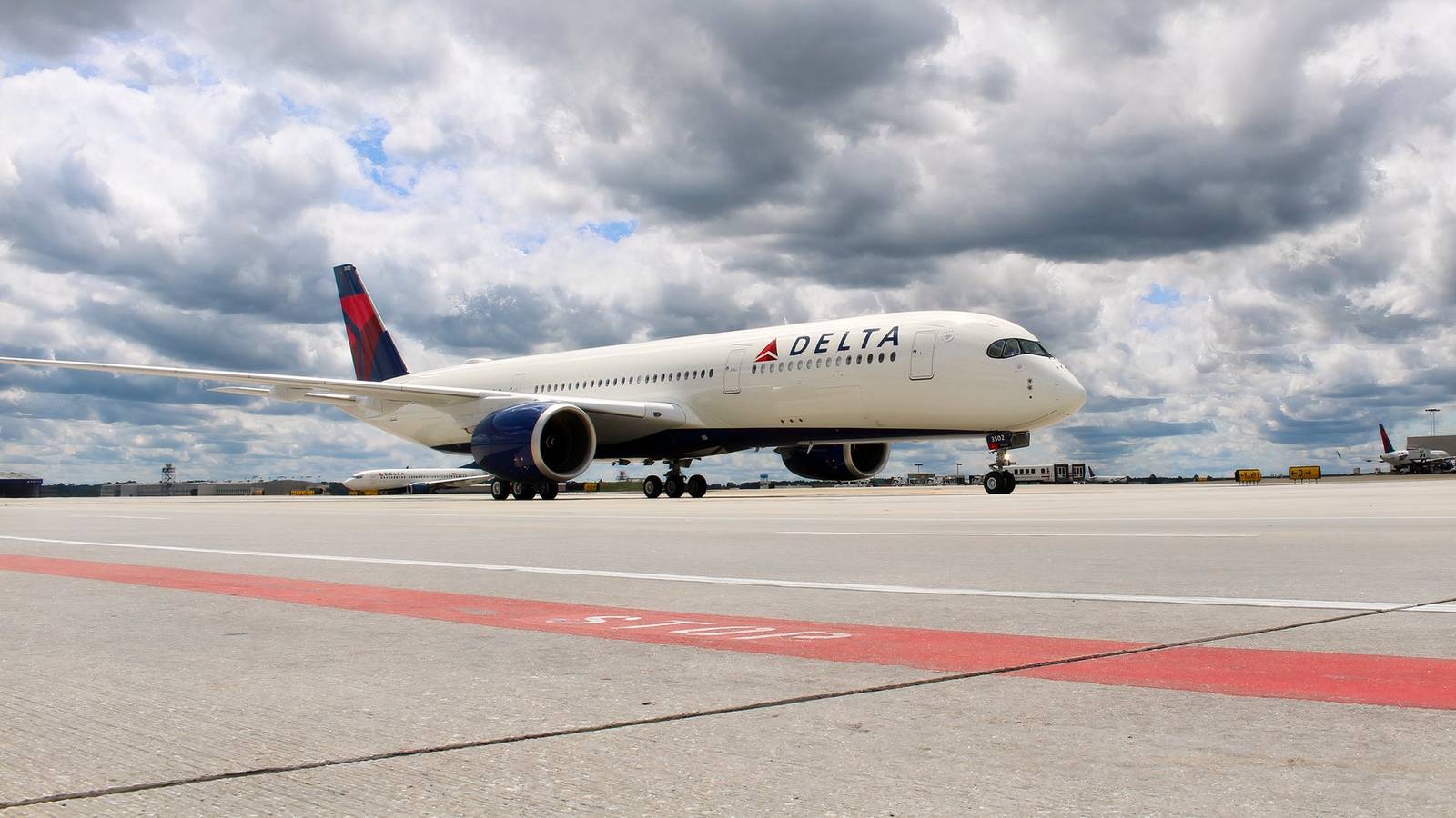 Por que a Delta Air Lines Voa Airbus A350 e Não o Boeing 787? Entenda a Estratégia!