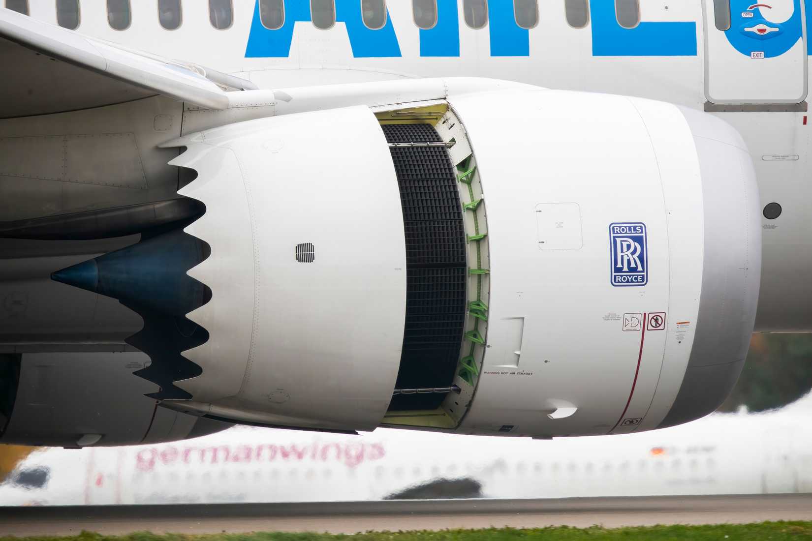 Air Europa Boeing 787-9 Rolls-Royce Trent 1000 engine