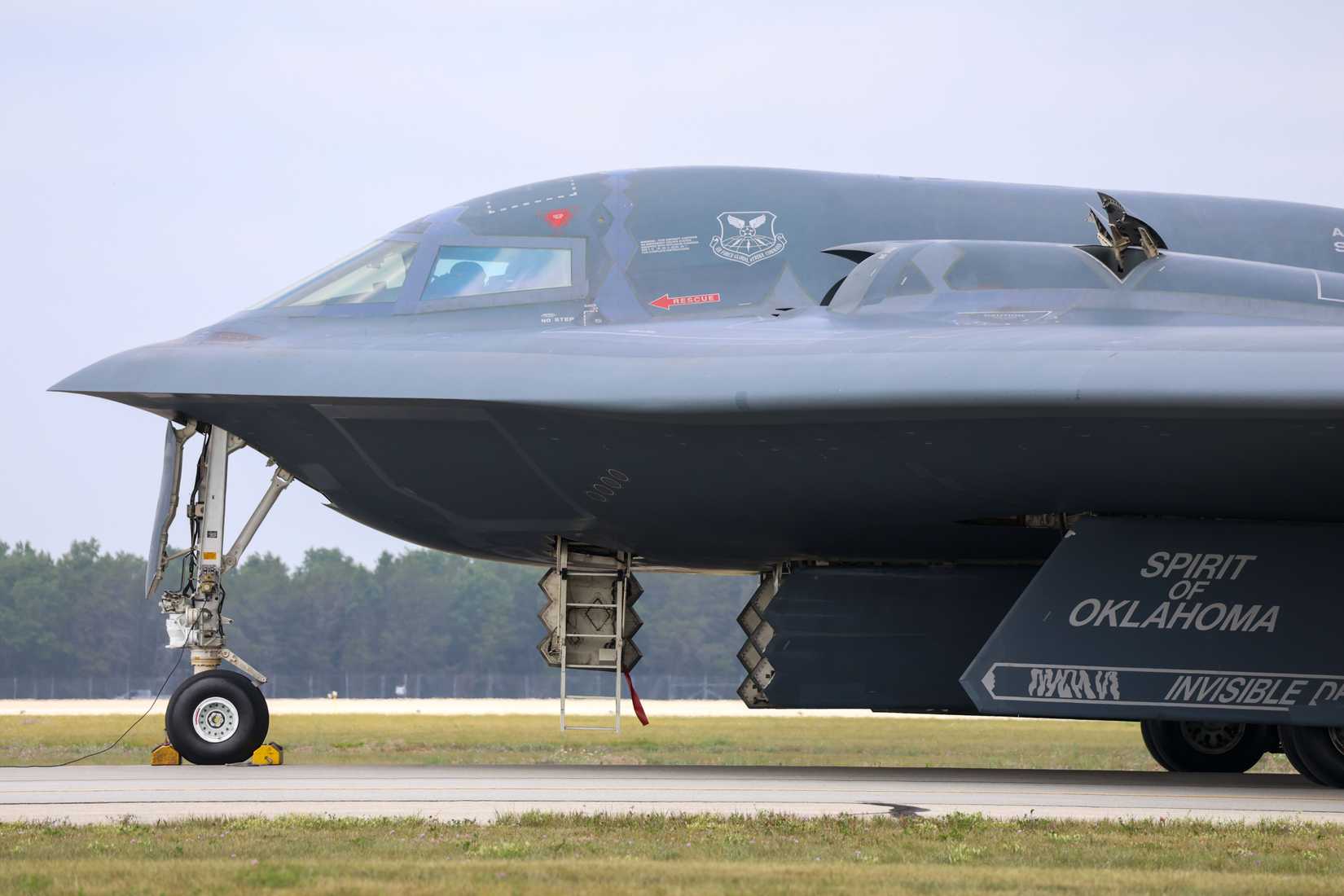 Air Force B-2 Spirit stealth bomber assigned to the 131st Bomb Wing, Missouri Air National Guard, waits on the flight line before an aircrew changeover at Oscoda-Wurtsmith Airport