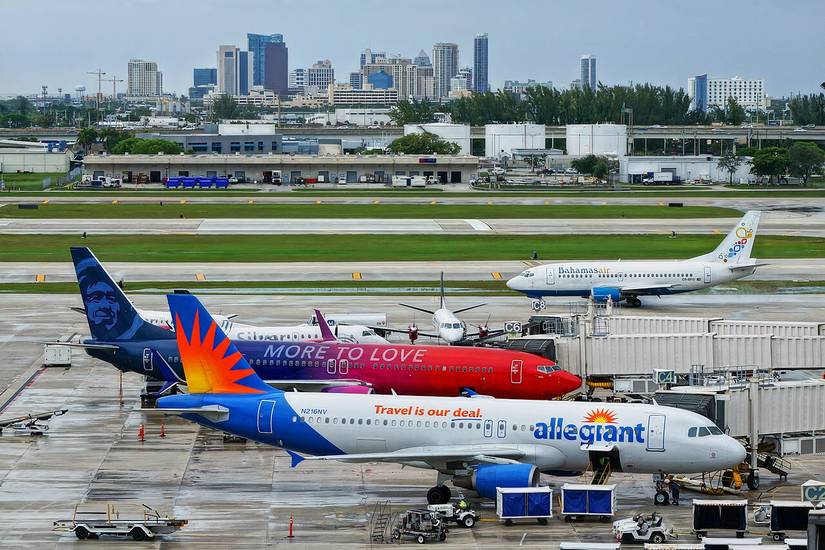 Allegiant A320 in Fort Lauderdale