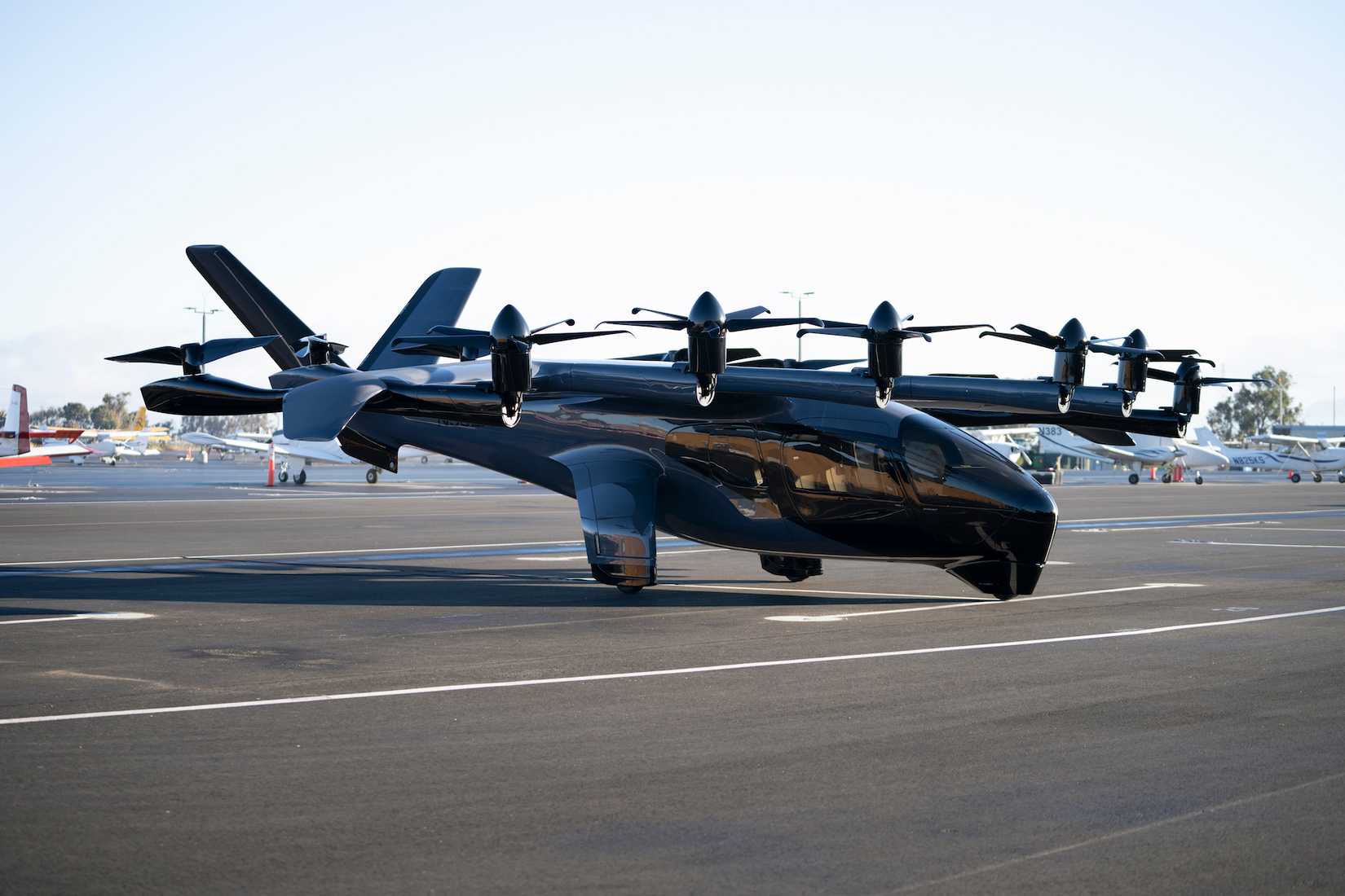Archer Aviation Air Taxi on the tarmac
