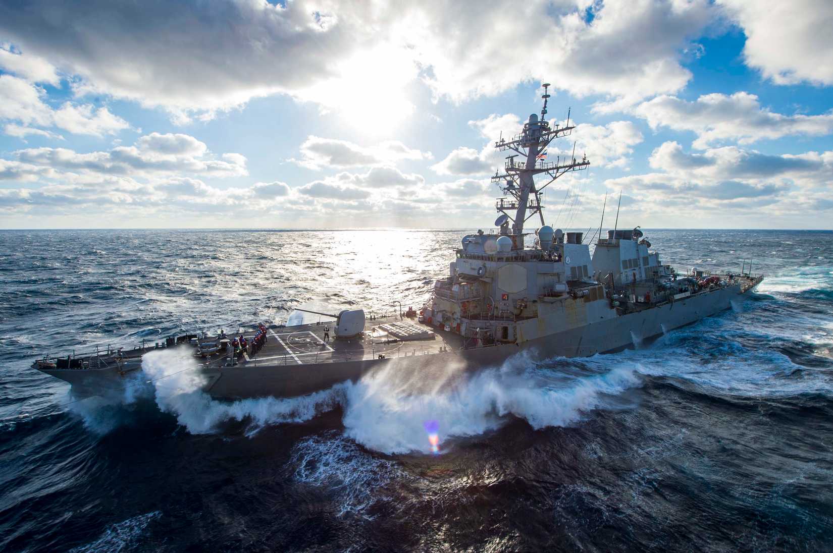 Arleigh Burke-class guided-missile destroyer USS Mitscher (DDG-57)