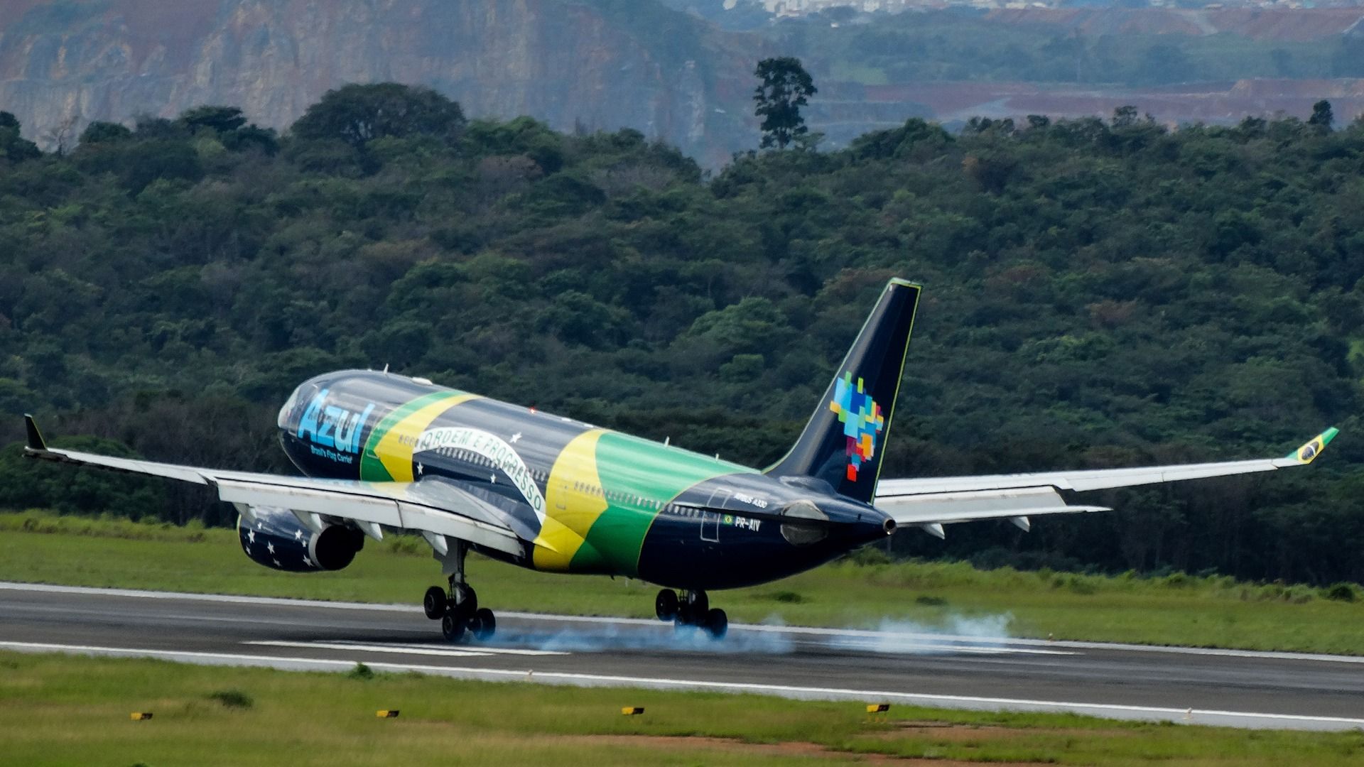 American Airlines Gets Green Light For $100M Stake In Brazil's Azul
