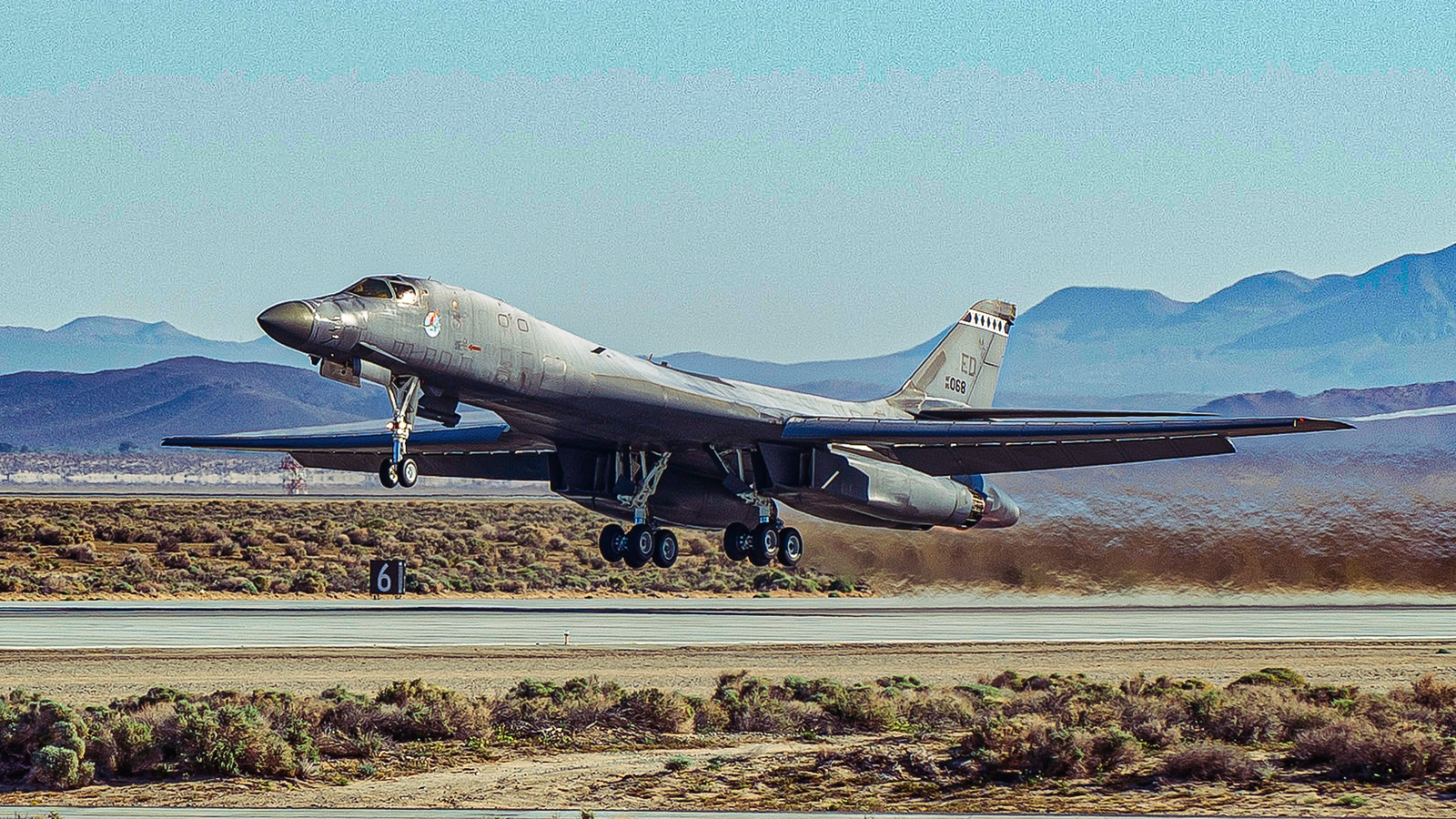 US Air Force Extends B-1B Bomber Service to 2037 Amid Combat Losses