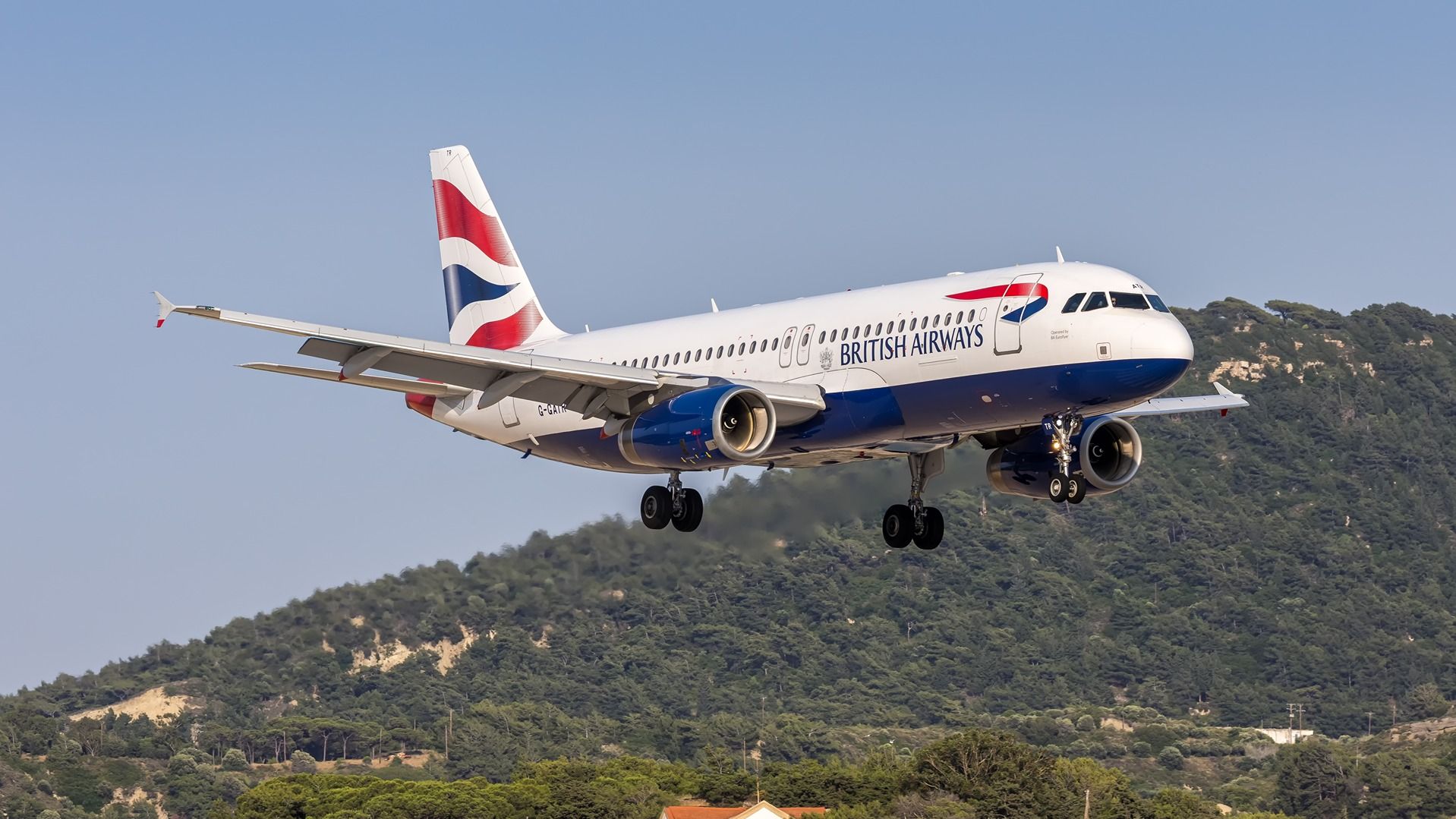 British Airways Sued After Falling Bottle Left Sleeping Woman With Lasting Eye Damage