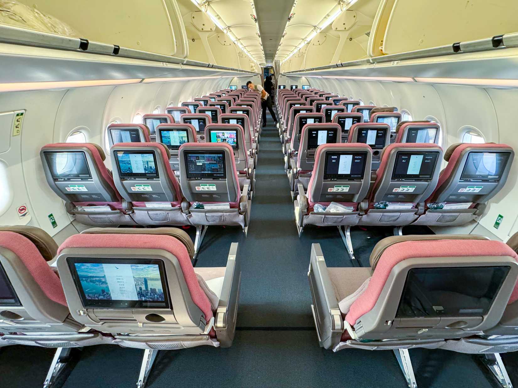 Cathay original A321neo economy