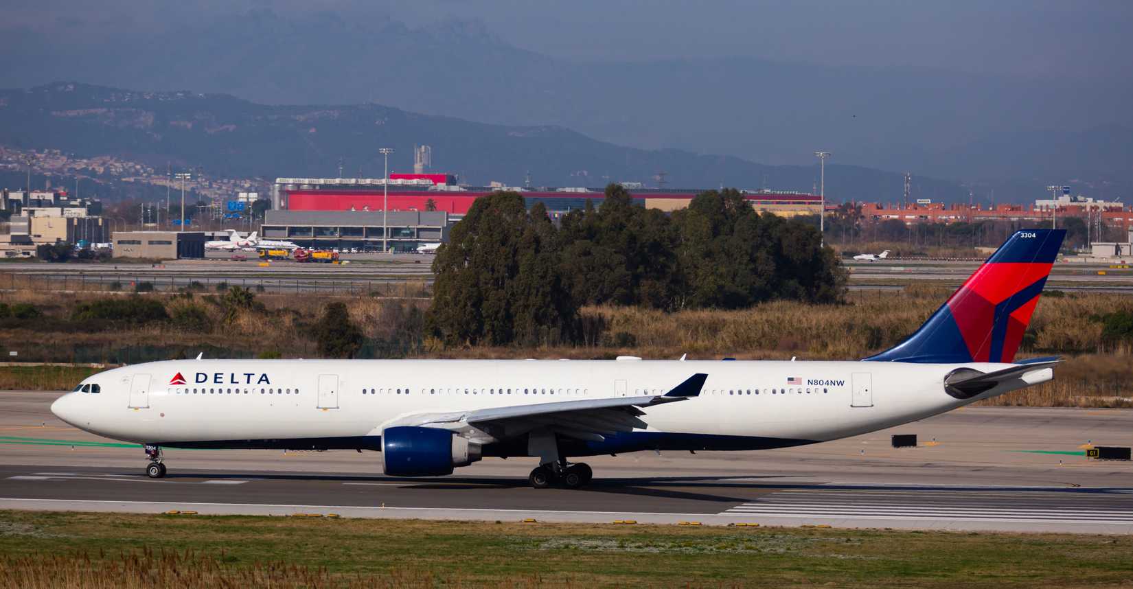 Delta Air Lines aircraft taxiing