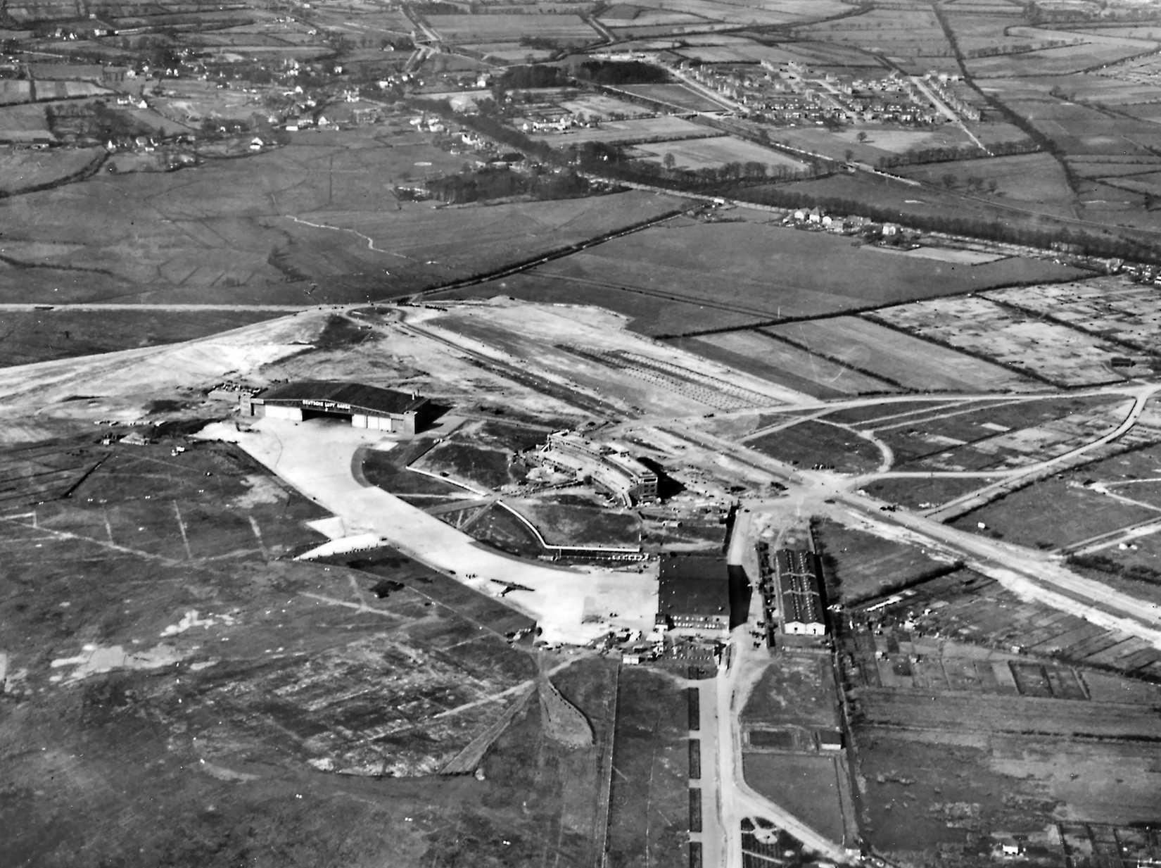 Aerial view of Hamburg Airport, 1928
