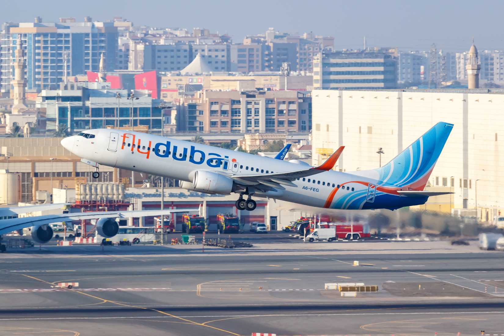 FlyDubai Boeing 737 takeoff