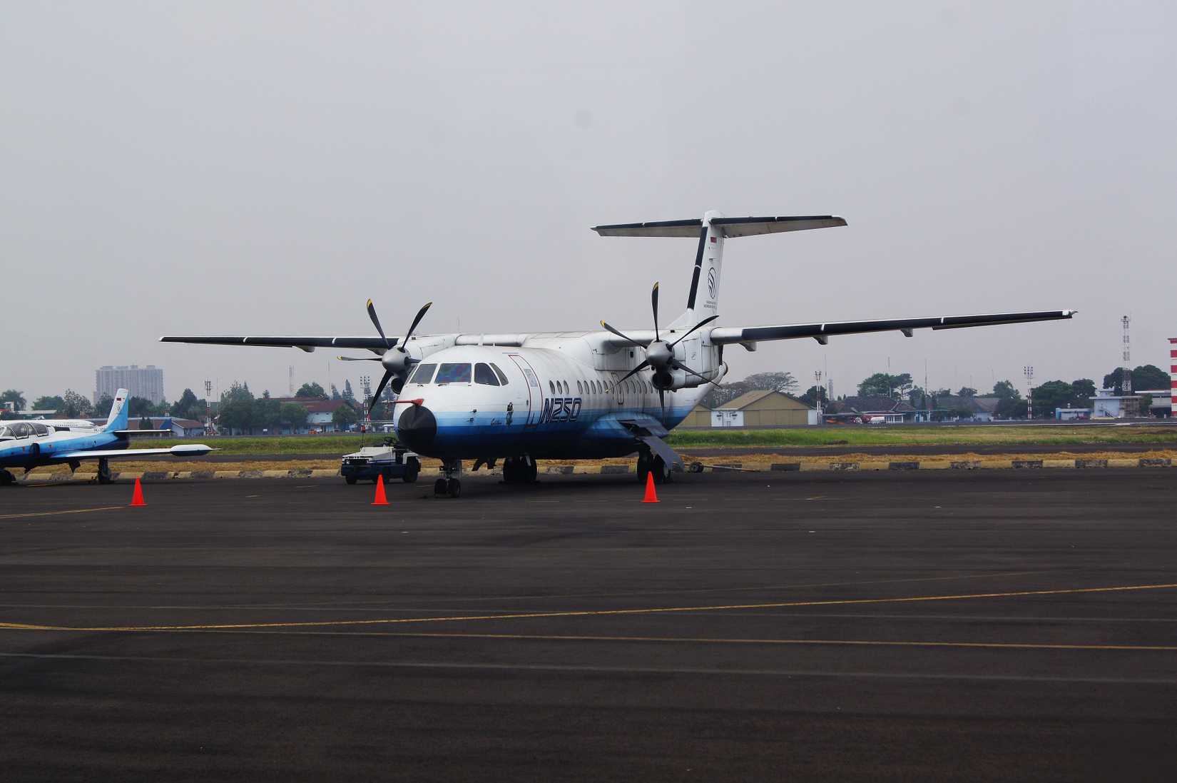 Indonesian_Aerospace_N250_Gatotkaca;_@BDO_2018_(50250878113)
