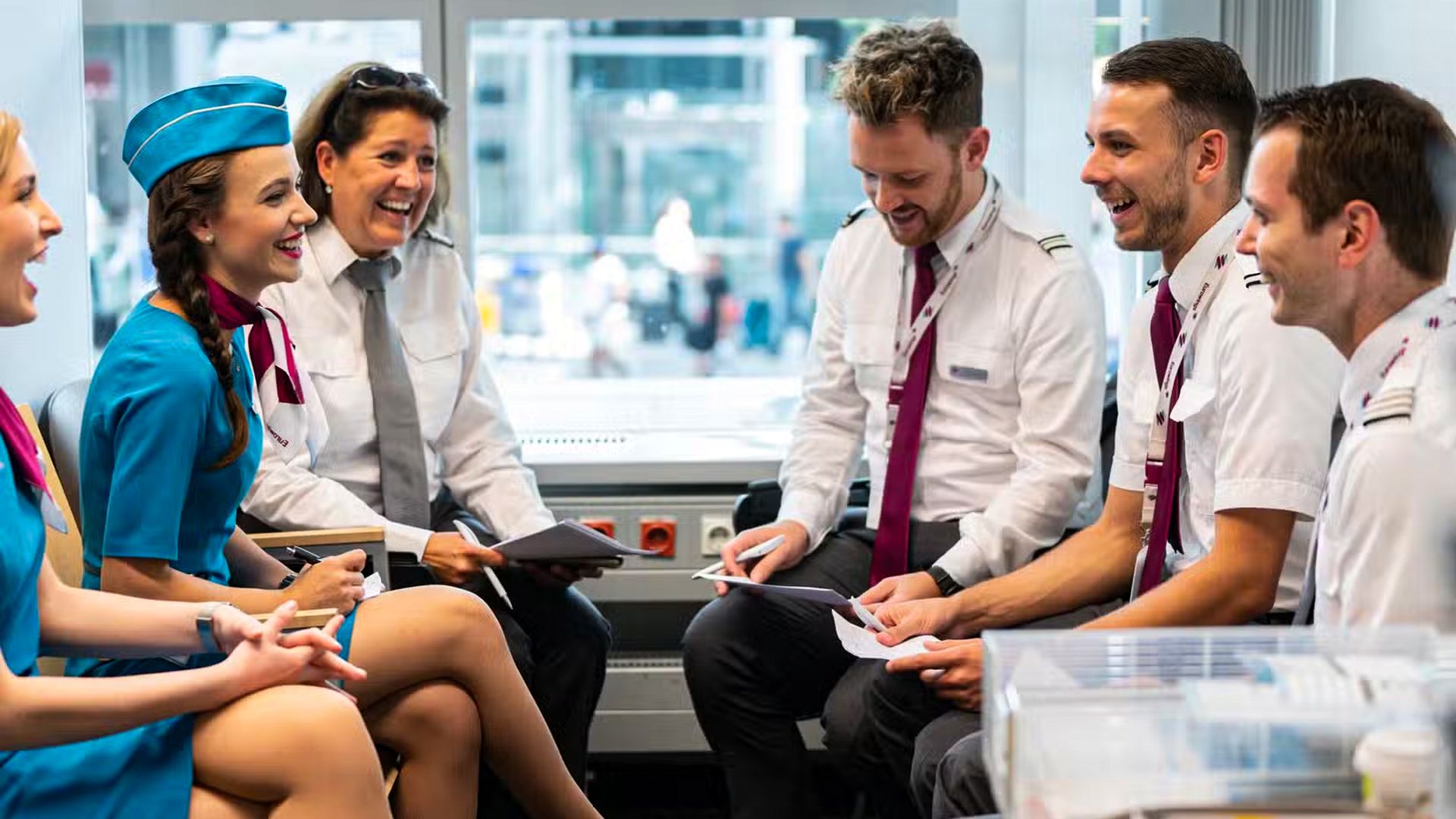 Is It True That Long-Haul Pursers Earn Nearly As Much As Some Regional Airline Captains