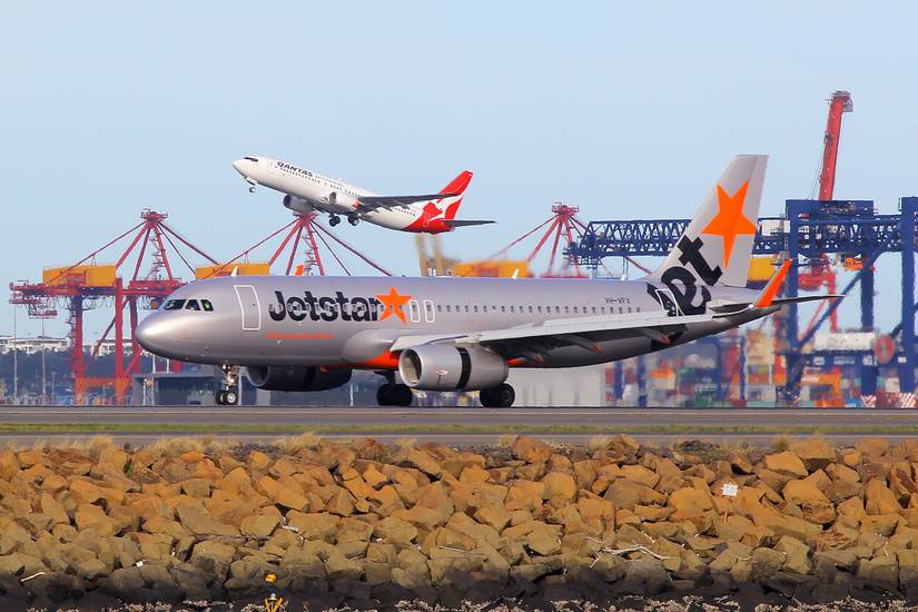 Jetstar A320 Sydney port