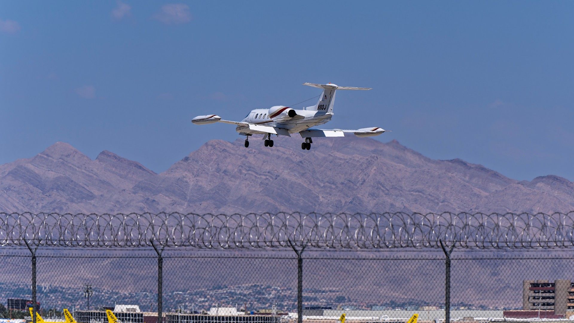 Las Vegas Airport Kept Landing Jets Despite A Drone Flying Over An Active Runway