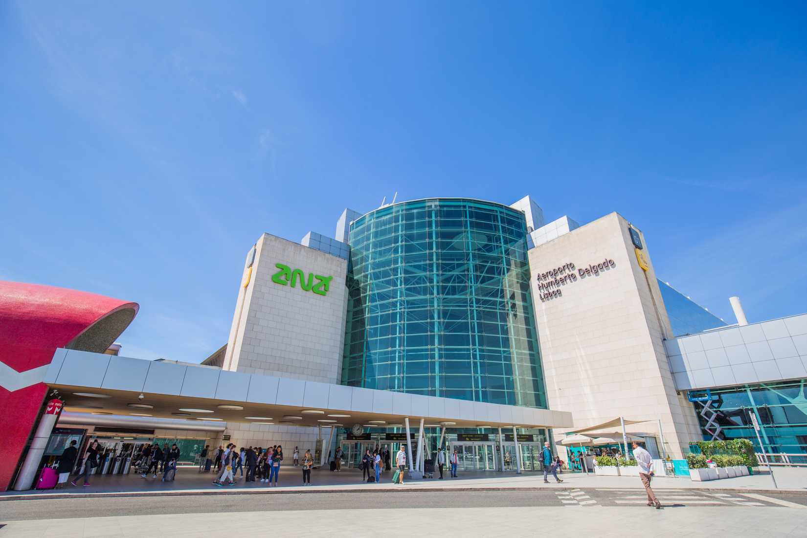 Lisbon International Airport LIS