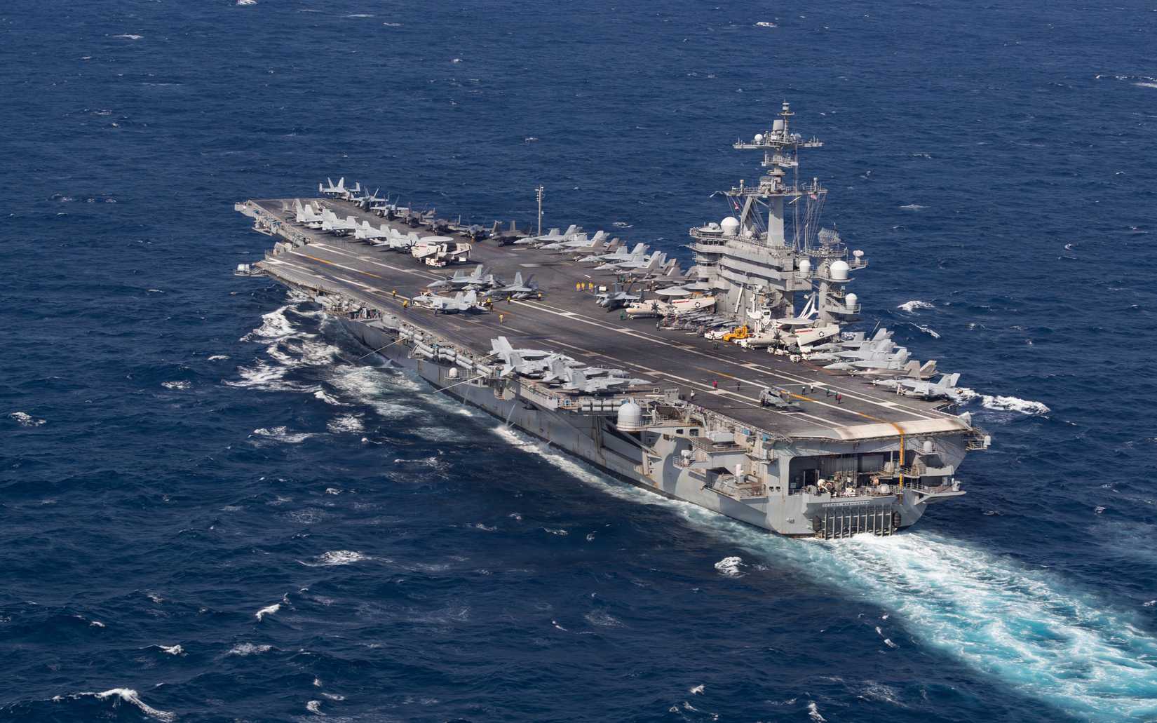 Nimitz-class aircraft carrier USS George Washington (CVN 73) operates in the South China Sea