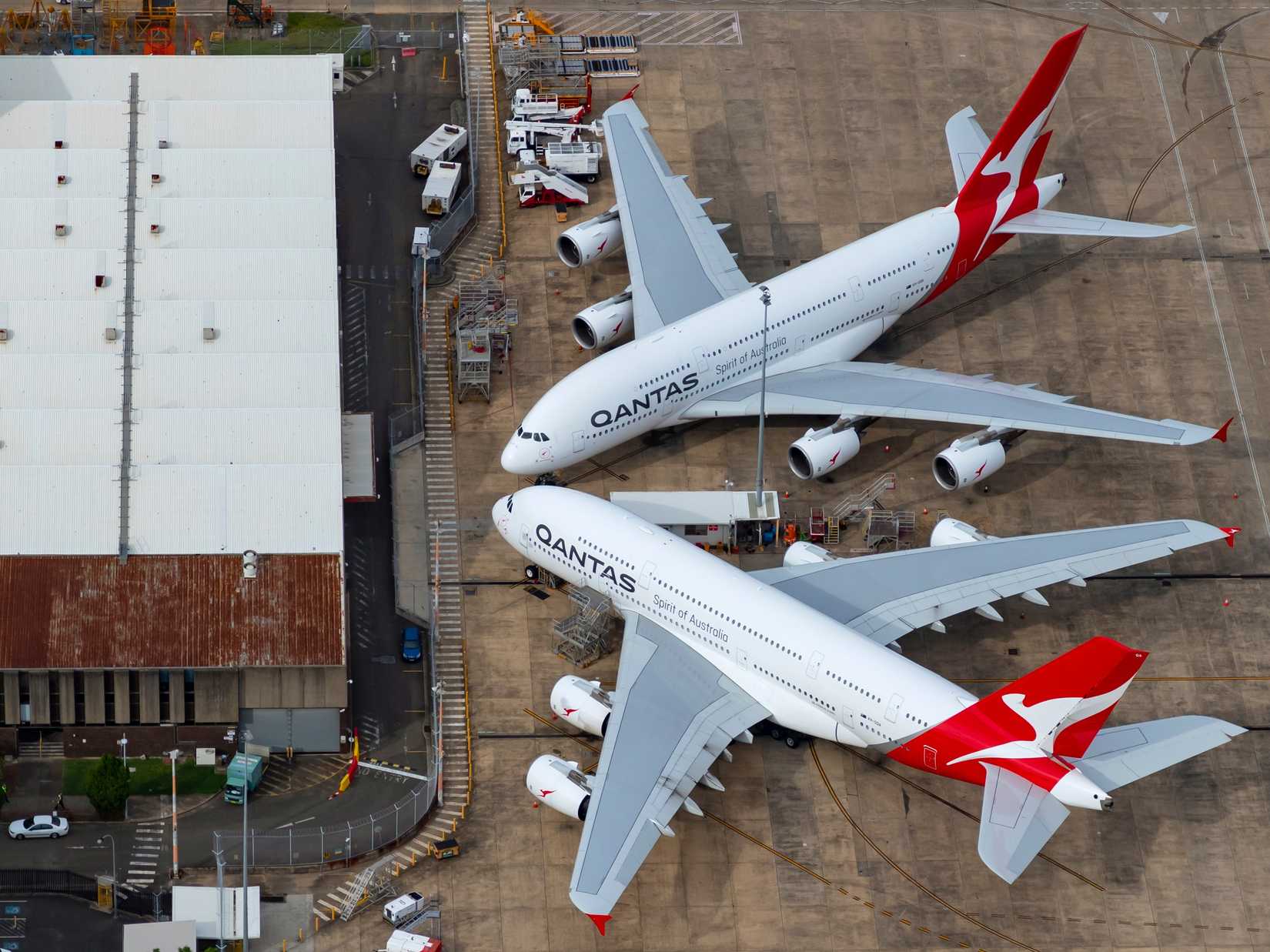 Qantas aircraft at Sydney jetbase