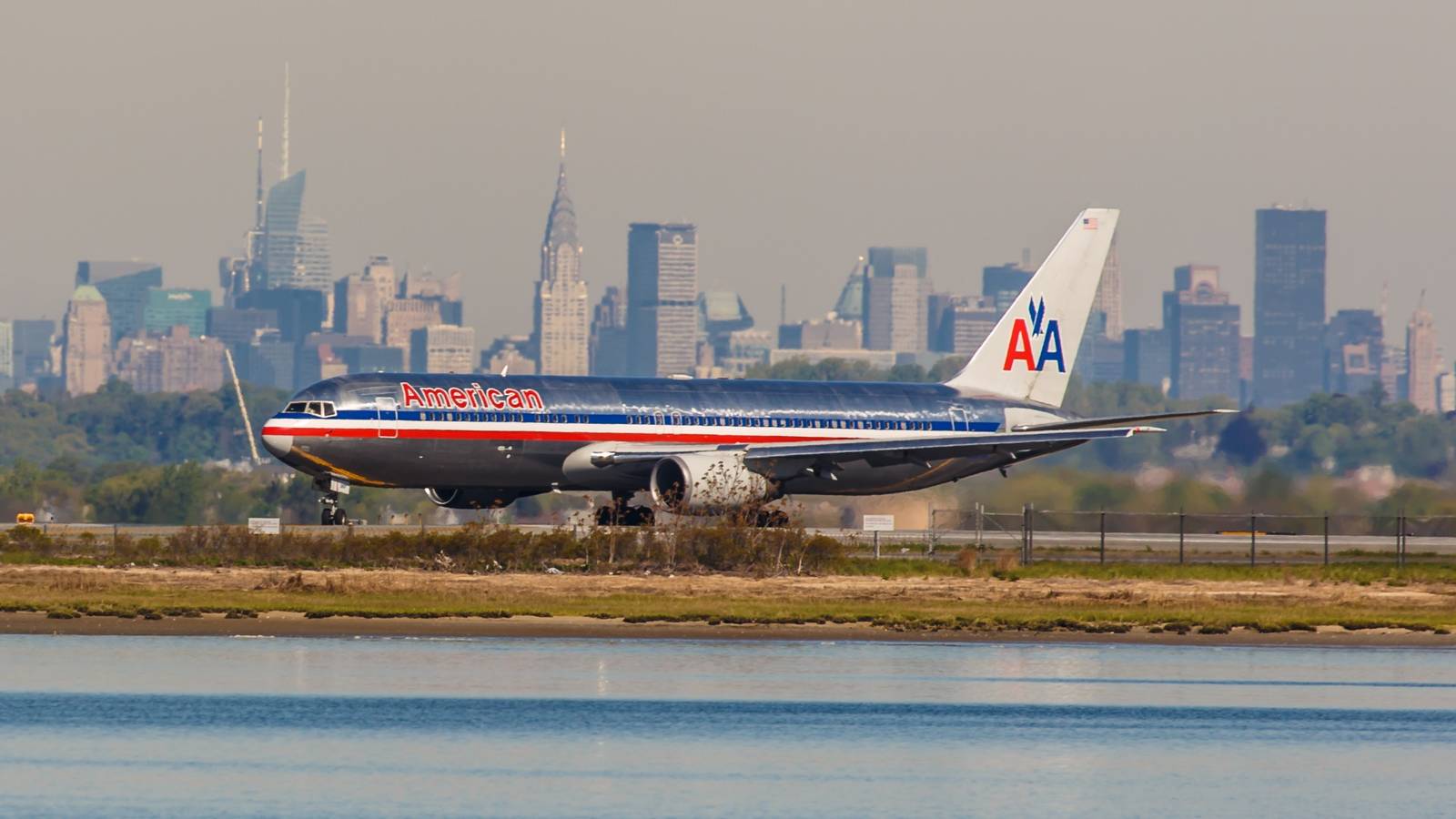 American Airlines: A Incrível Rota de 190 Milhas Entre Londres e Bruxelas