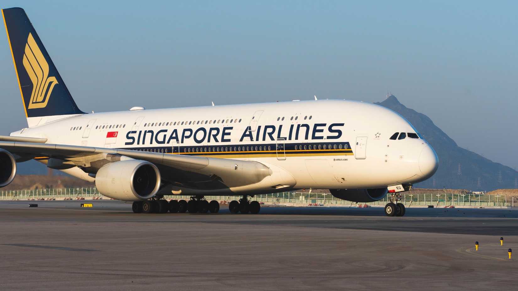 Singapore Airlines A380 Taxiing