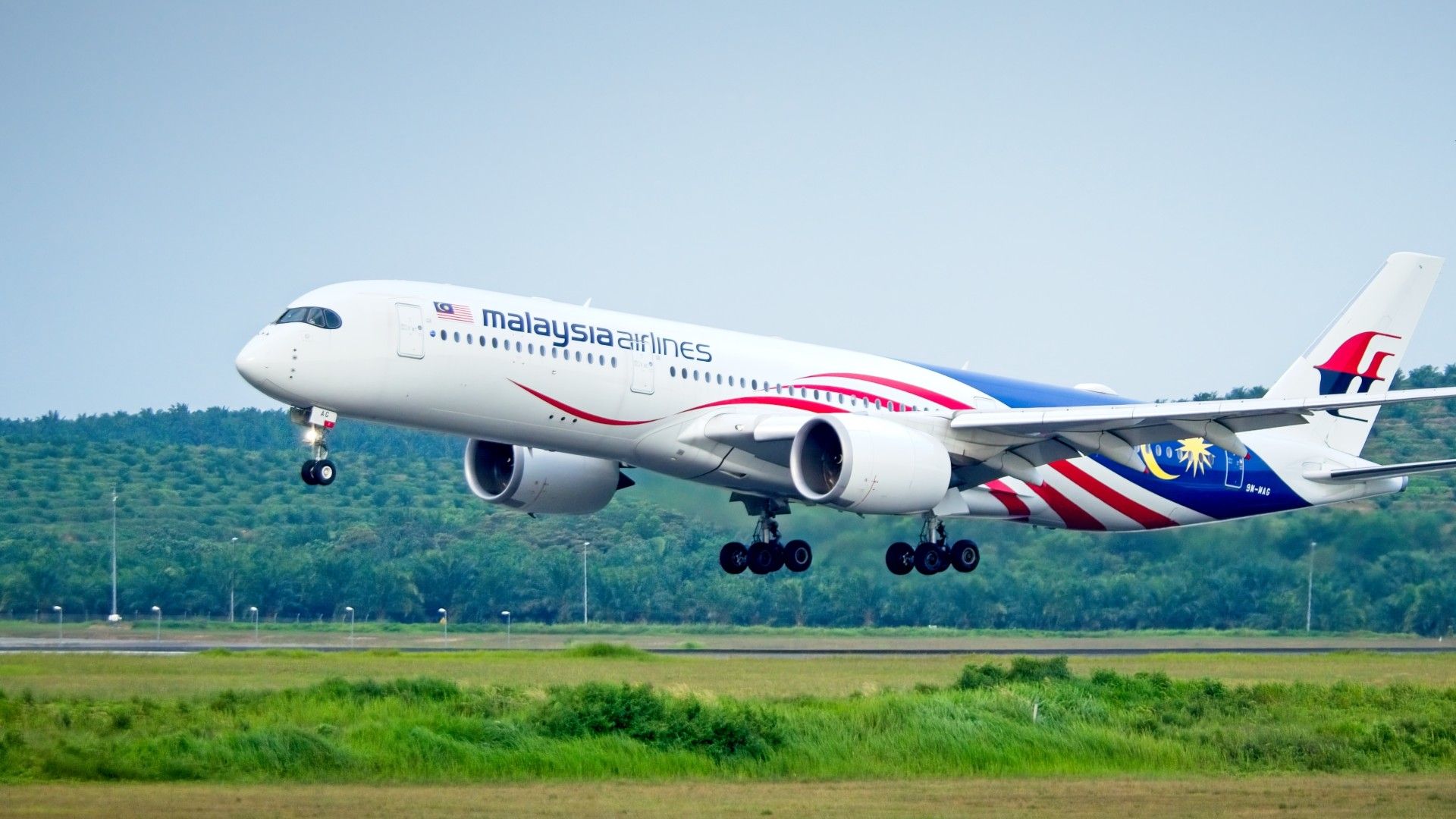 All Pilots & Cabin Crew In Malaysia Face 30-Day Drug Test Deadline After Smuggling Scandal