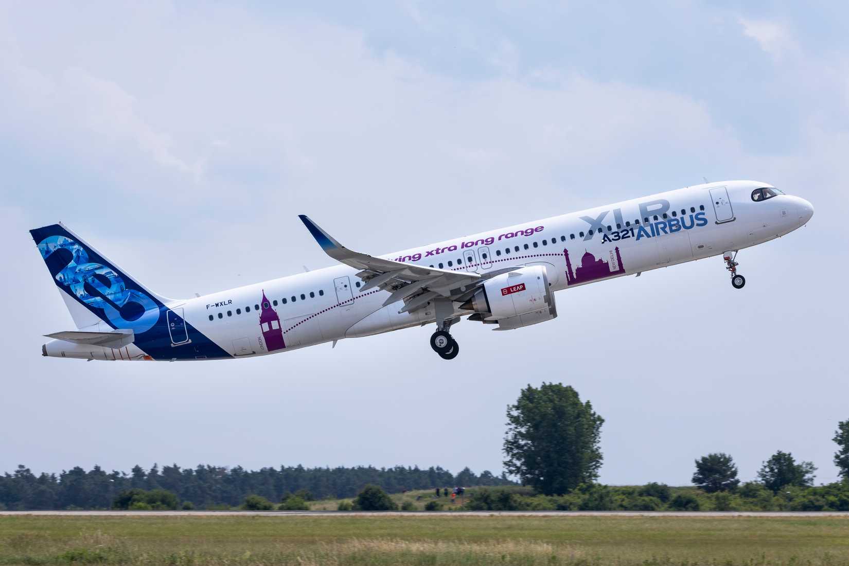 Airbus A321XLR aircraft 