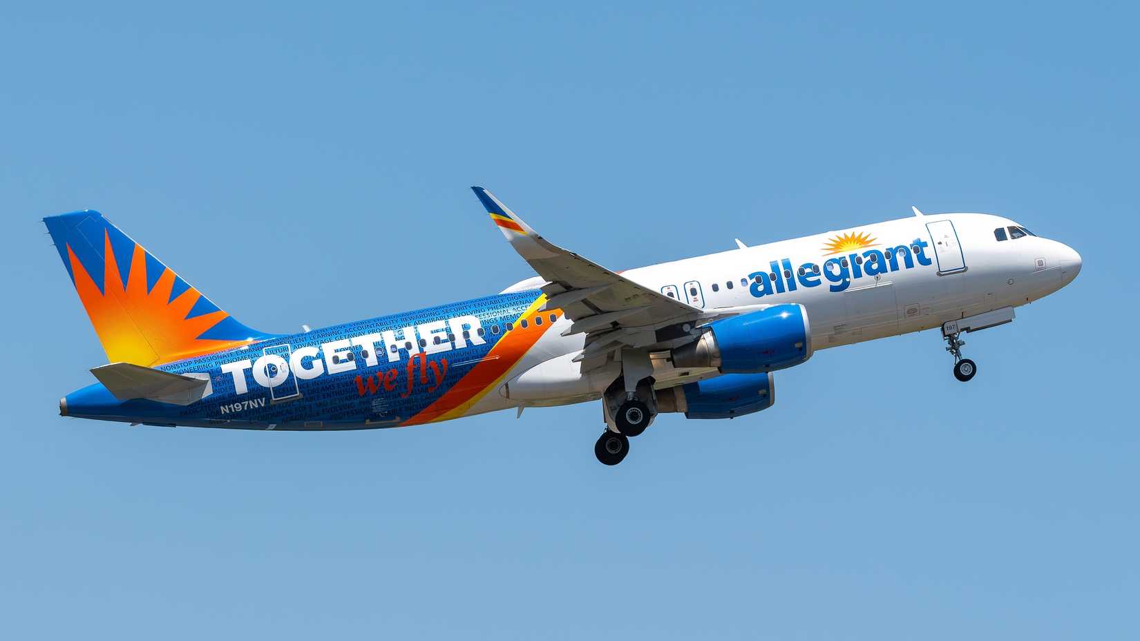 Allegiant A320 Takeoff